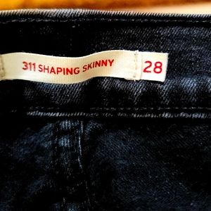 Levis Shaping Skinny Jeans